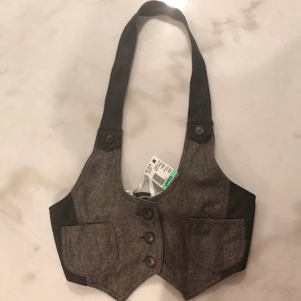 Fashion vest